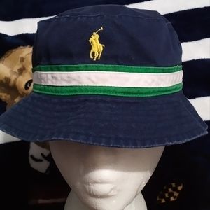 Reversible Polo Ralph Lauren bucket hat